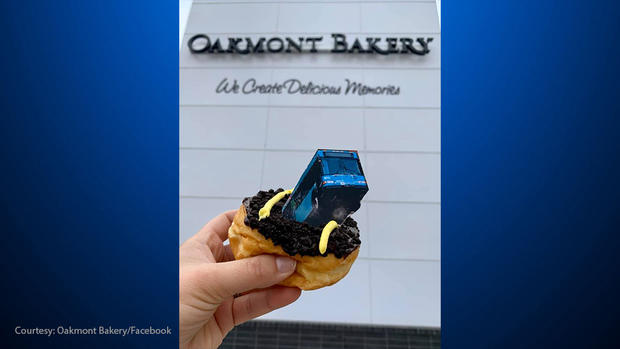 oakmont bakery sinkhole donuts 