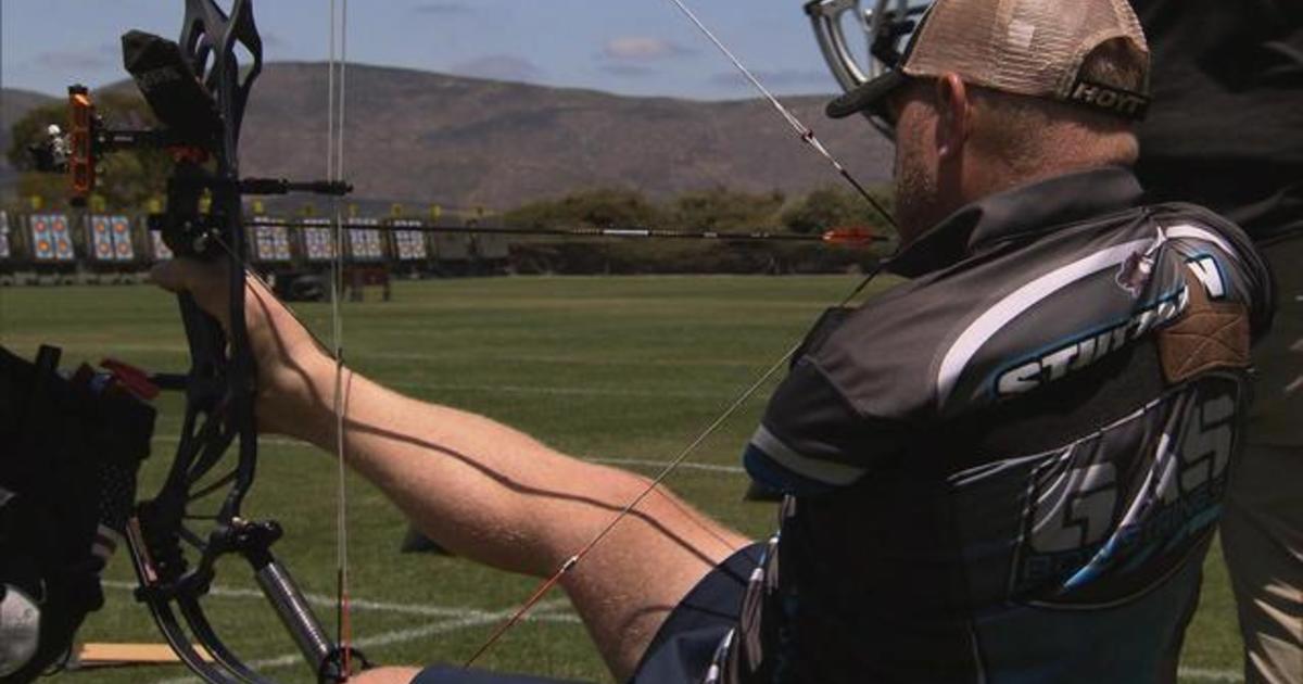 The Armless Archer Cbs News 0552