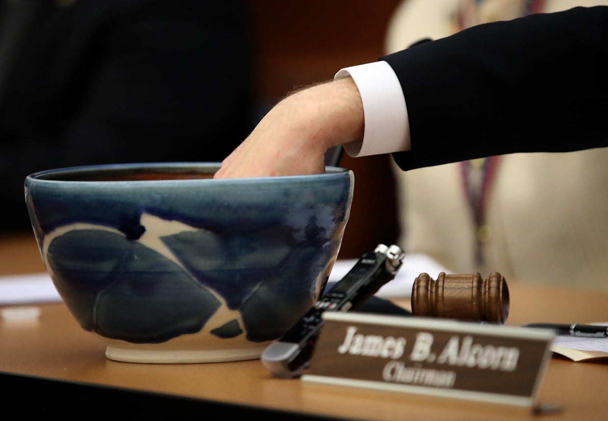 Tie In Election For Virginia House Seat Decided By Draw From Bowl 