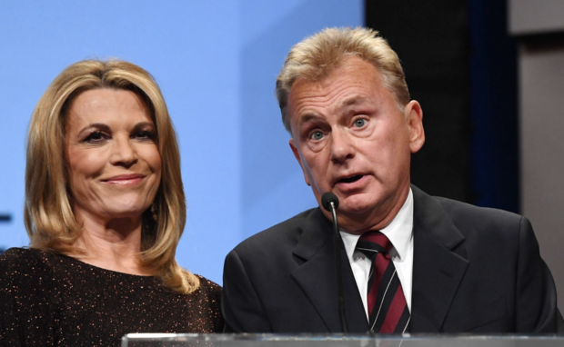 "Wheel of Fortune" hostess Vanna White (L) and host Pat Sajak 