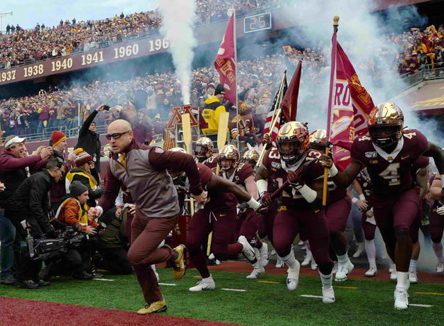 Fred Cox, former Vikings kicker and inventor of the Nerf football, dies at  80