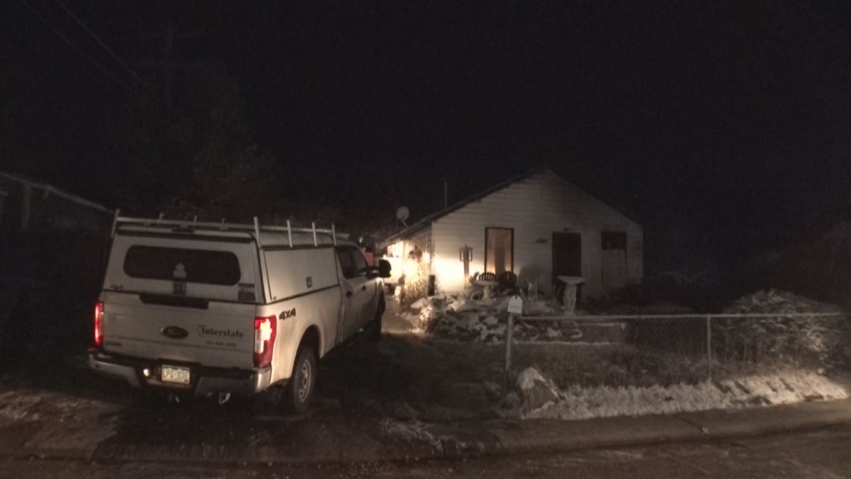 Denver Family Escapes Burning Home Just After Midnight - CBS Colorado