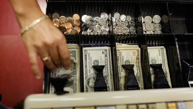cashier-1.jpg 