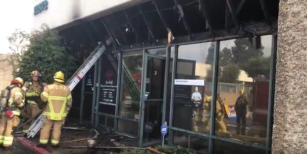 Crews Battle 2-Alarm Commercial Strip Mall Fire In Garden Grove 