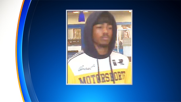 FBI releases photo of man accused of robbing bank 