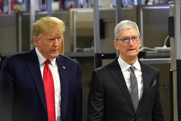 President Donald Trump and Apple CEO Tim Cook 