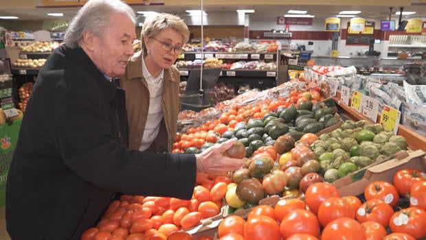 jacques-pepin-with-jane-pauley-produce-shopping-620.jpg 