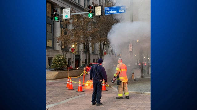 grant-street-manhole-fire.jpg 