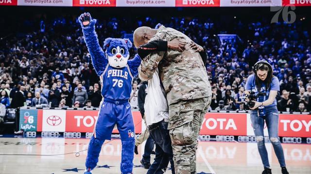 sixers-military-reunion.jpg 