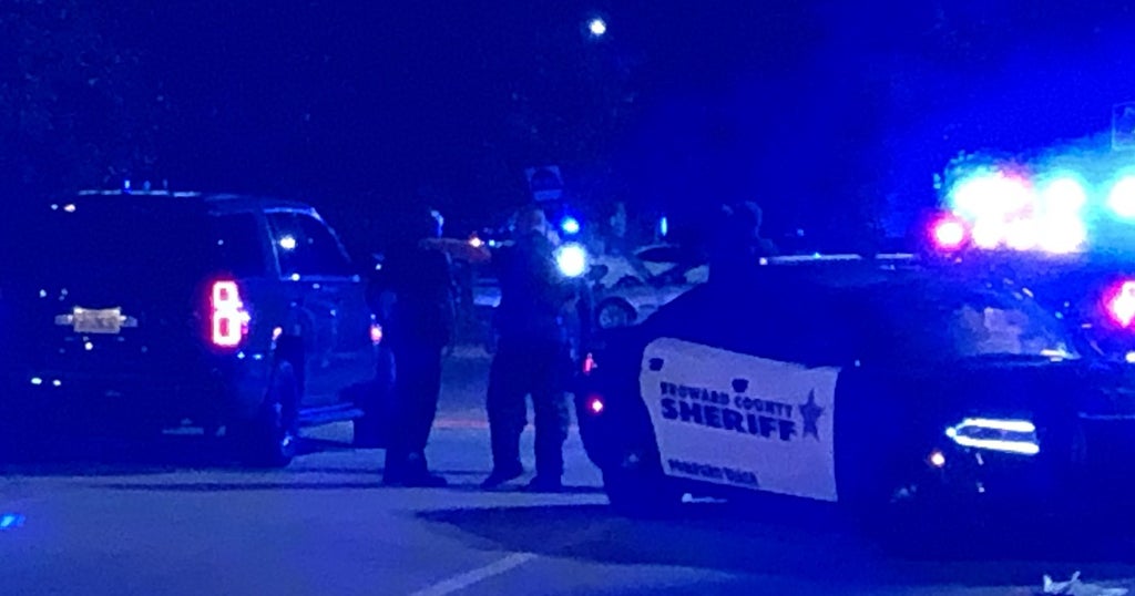 Shooting At Lauderdale Lakes Walmart Leaves 2 Injured CBS Miami