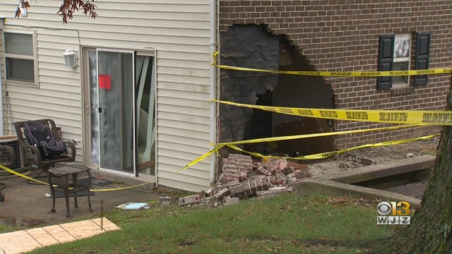 nottingham-car-into-home-12.2.19.jpg 
