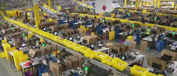 An Inside Look At Cyber Monday Madness At An Amazon Warehouse In Rialto 