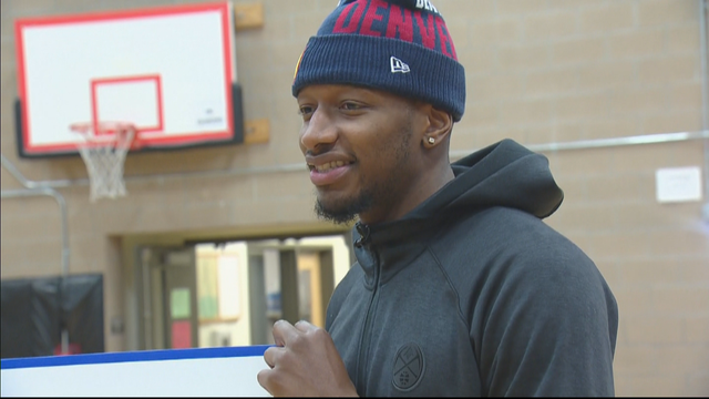 Basketball net top beanie