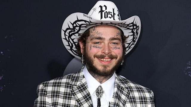 Post Malone crocs: Singer surprises fans with new Crocs at Texas