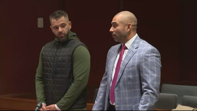 Go-Fund-Me-Hearing-RAW-12-6-19_frame_84631.png 