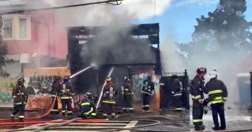 Crews Control 1-Alarm Fire at Commercial Building in East Oakland - CBS ...