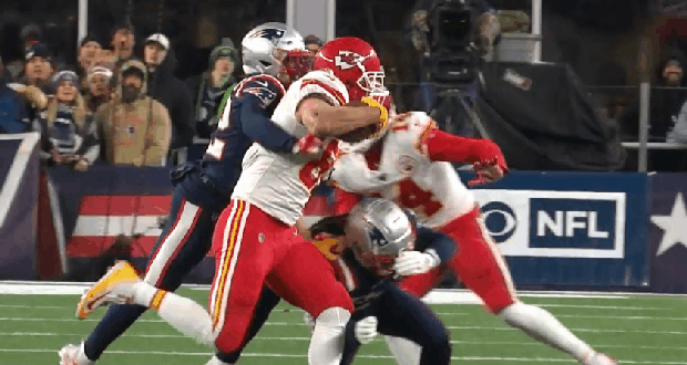 Devin McCourty, Travis Kelce 