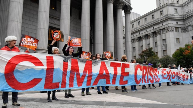 US-POLITICS-us-politics-EXXONMOBILE-PROTEST 