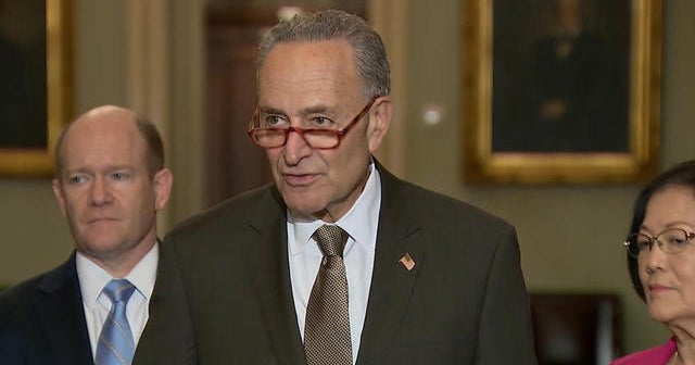 Schumer tells senators running for president that impeachment comes first