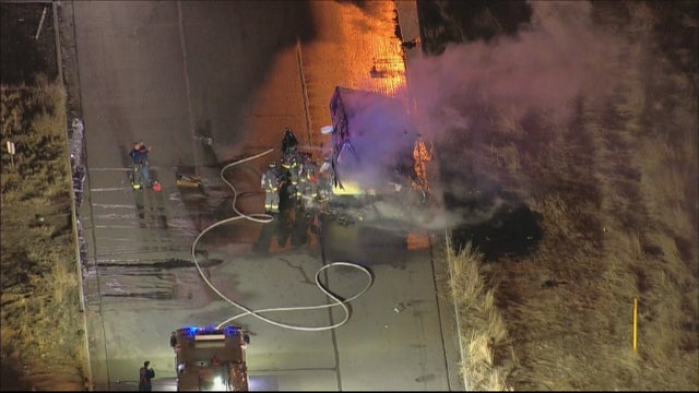 SABLE CAMPER FIRE (1) 