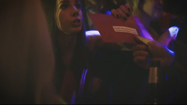 ST JOHN BONUSES 5PKG_frame_390 