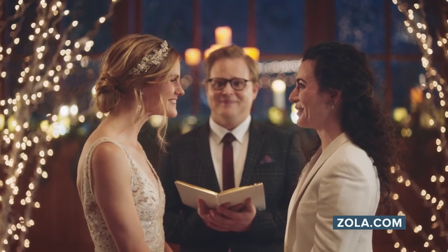 zola-ad-same-sex-couple-wedding-02.png 