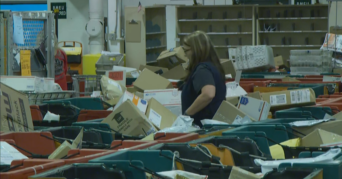 'Give Them A High Five' USPS Enters Busiest Week Of The Year CBS
