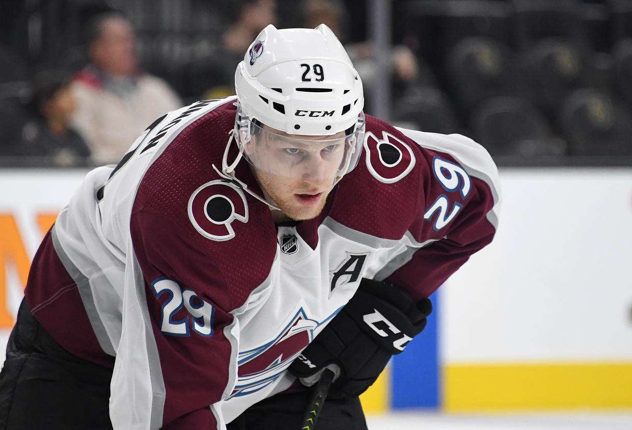 Nathan MacKinnon Sustains Lower-Body Injury As Avalanche Fall To Kings ...