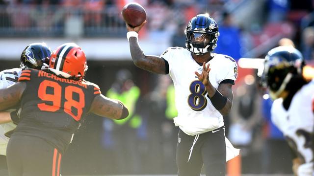 lamar-jackson-ravens-3-1.jpg 