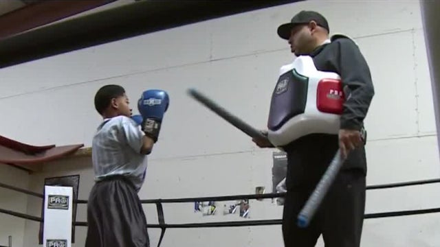 damon-flores-sparring.jpg 