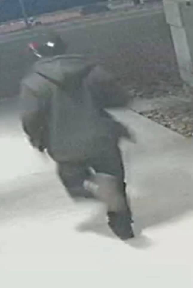 Arvada Police Search For Carjacking Suspect - CBS Colorado