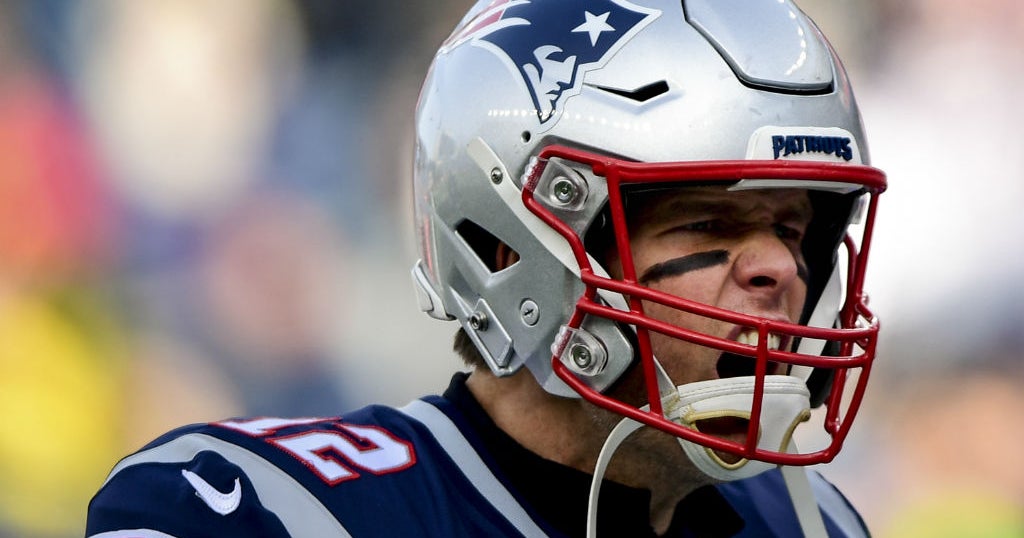 Tom Brady Passes Peyton Manning On All-Time Passing Touchdown List With ...
