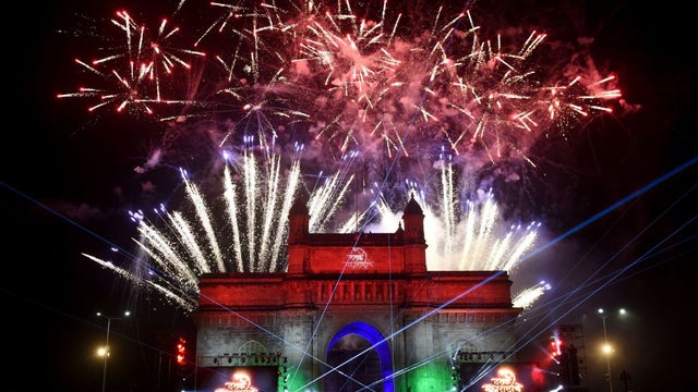 India-New-Year-2-GettyImages-1191106571.jpg 