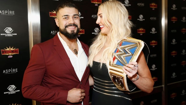 andrade-charlotte-flair-wwe-1.jpg 