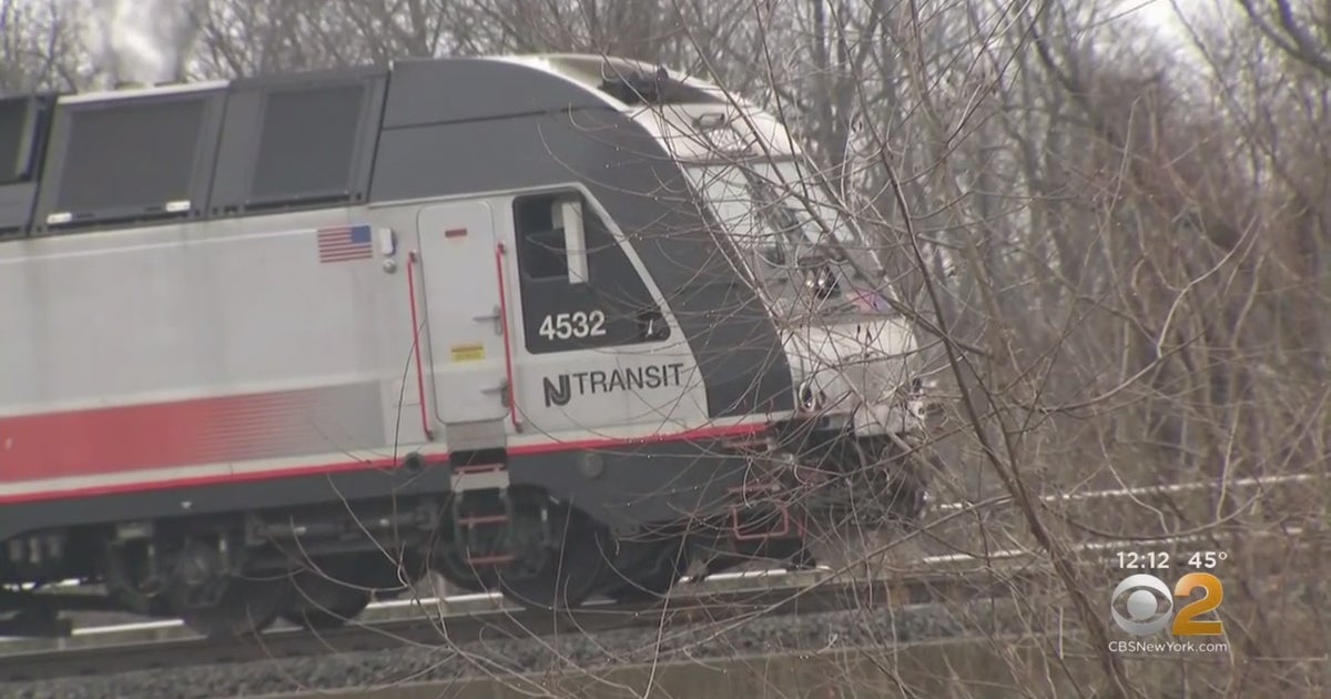 2 Women Killed When Train Plows Into Car On Tracks In New Jersey - CBS ...