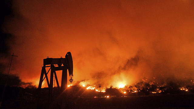 pumpjack-wildfire.jpg 