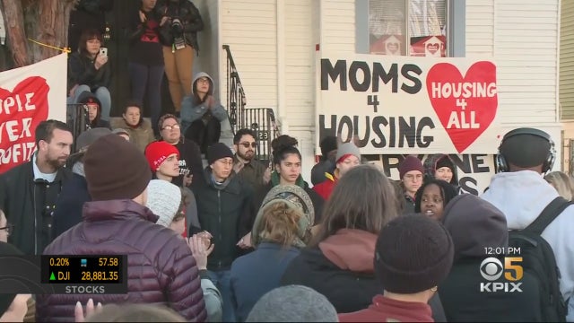 Moms-4-Housing-protest.jpg 