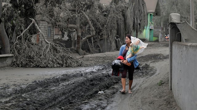 APTOPIX Philippines Volcano 