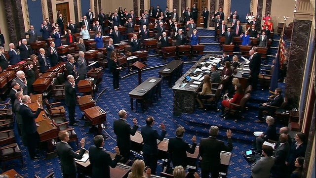 0116-en-senatorsswearoathimpeachment-cordes-2009308-640x360.jpg 