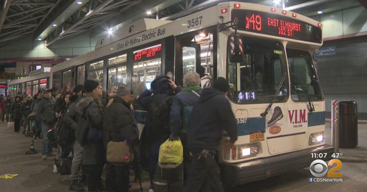 Angry Queens Residents Pack MTA Meeting To Address Bus Route Redesign ...