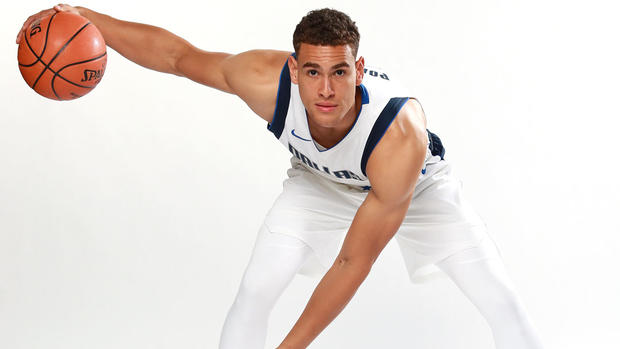 Dwight Powell 