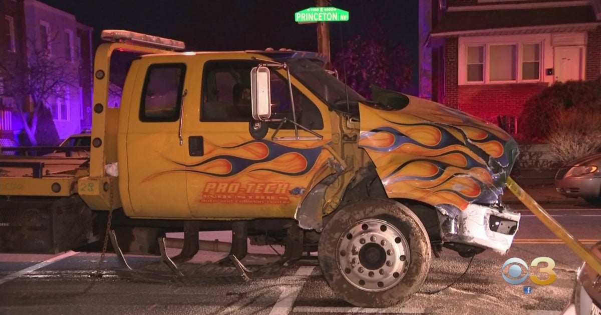 Police 1 Injured After Stolen Tow Truck Crashes Into Several Parked