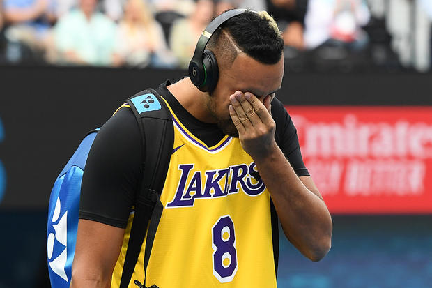 Fans Mourn Kobe Bryant 