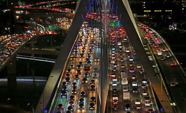 Seeing Red: Traffic Paralyzes Boston Area Amid Political Gridlock