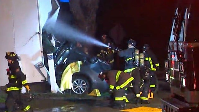 sf-gas-station-crash-kpix.jpg 