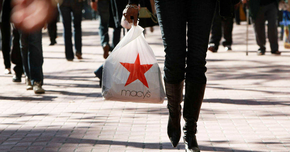 Workers at Macy’s flagship store go on pre-Christmas strike
