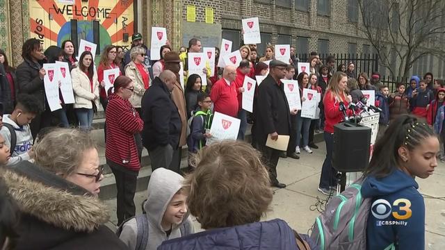 asbestos-teachers-union-rally.jpg 