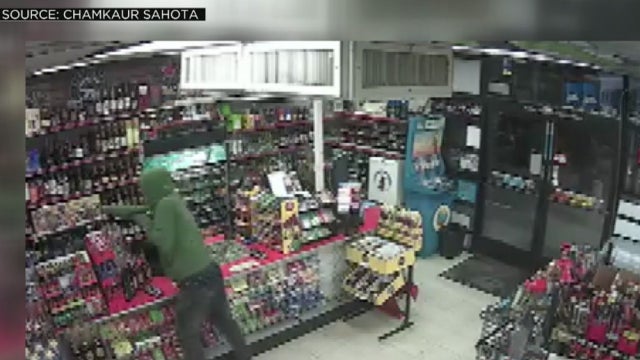 SMART-MART-ROBBERY.jpg 