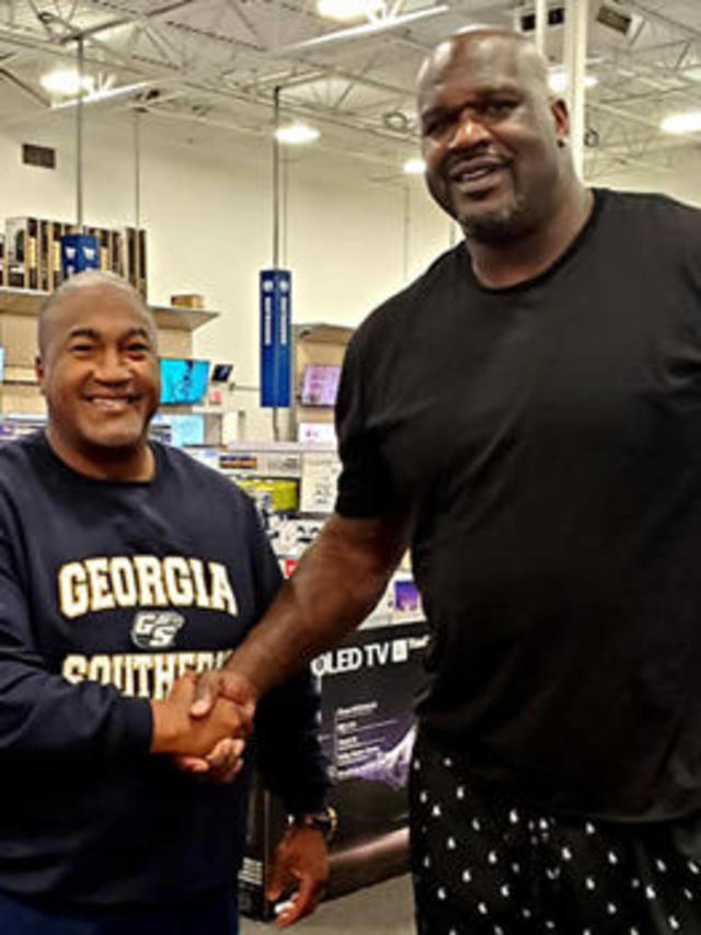 Shaq still haunted by things he can't say to Kobe Bryant