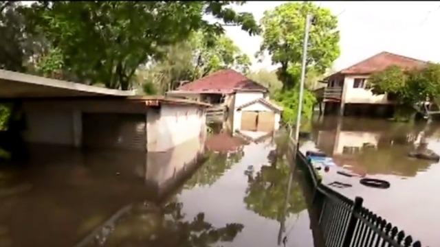 cbsn-fusion-australia-rain-storm-east-coast-after-bushfires-devasted-the-country-thumbnail-444213-640x360.jpg 